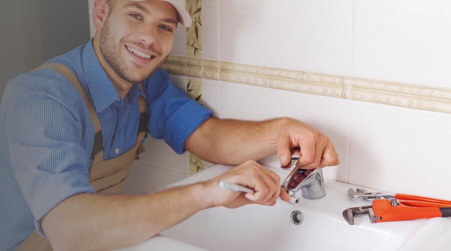 Handle or spout repair in Huron, OH